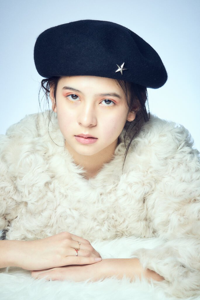 フェリシモ ヨガ気分ブラcmのモデルはamber プロフィール 経歴は のんびり情報ブログ
